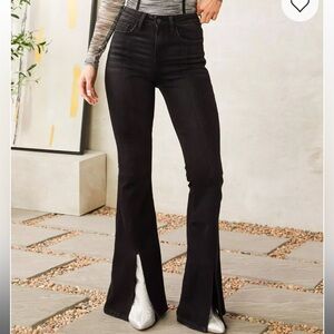 Buckle Women's High Rise Black Jeans